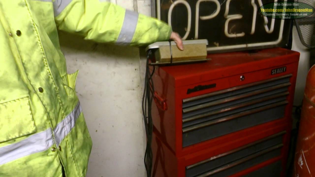 lots of goodies! (hifi, space heater, gas bottles, computer)