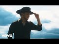 Christian Nodal - Se Me Olvidó (La Canción del avión) (Video Oficial)