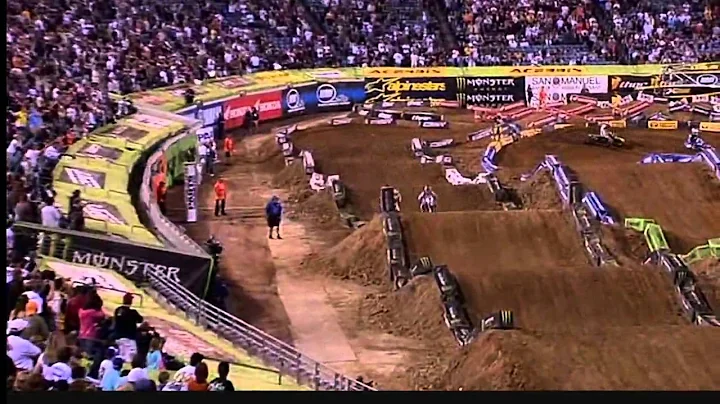 Supercross Battle  Chad Reed vs  James Stewart
