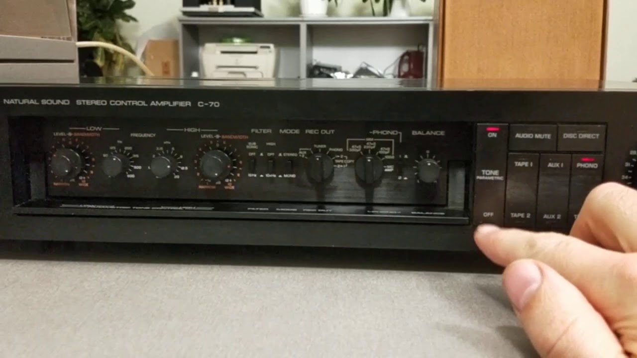 YAMAHA C-70 preamp - YouTube