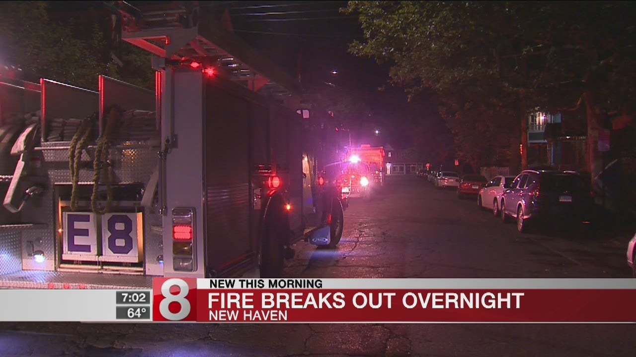 New Haven Firefighters extinguish early morning blaze Sunday - YouTube