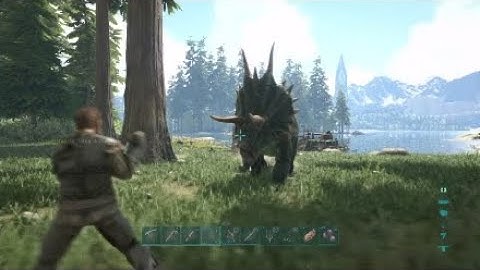 Ark survival evolve primitive plus trying to tame a trike