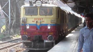 High Speed TATA WAM4 With 02111 Mumbai LTT - Lucknow AC Special At MPS !! High Speed TATA WAM4 With 02111 Mumbai LTT - Lucknow AC Special At MPS !!