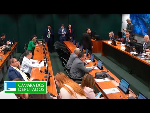 Vídeo do evento a partir de 3:40:18