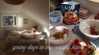 spring days in my coastal home | garden era, slow mornings, groceries & soft living | silent vlog screenshot 3