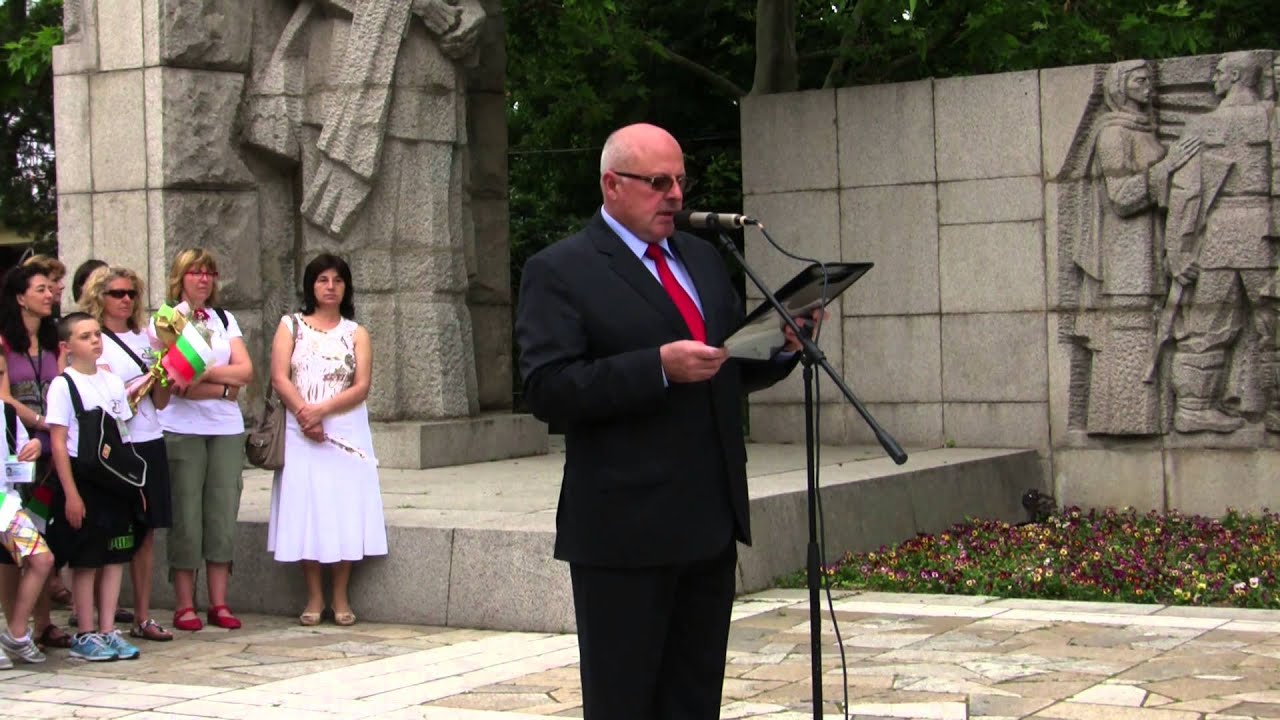 ТЪРЖЕСТВЕНО ШЕСТВИЕ ПО СЛУЧАЙ 24 МАЙ