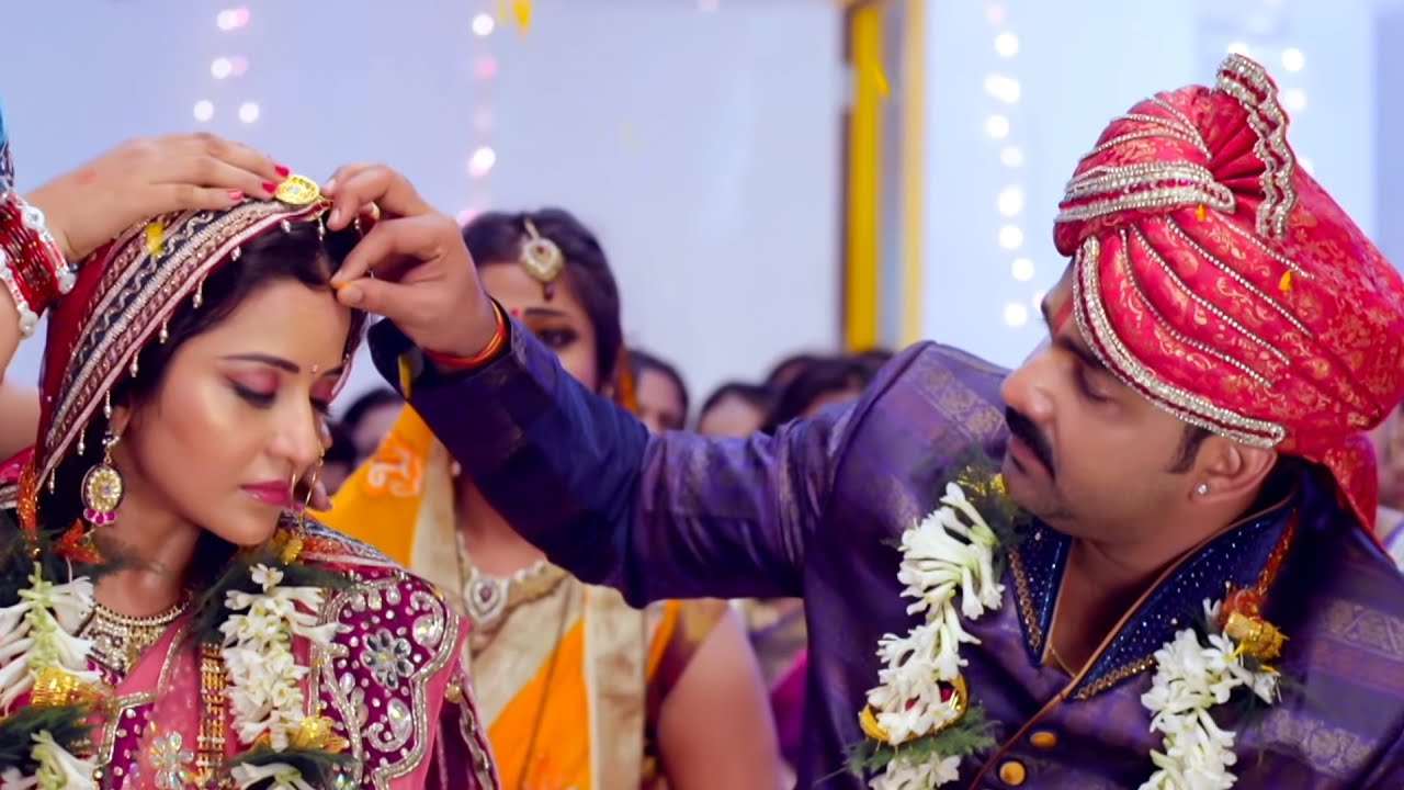 पवन सिंह ने किया मोनालिसा से शादी | Pawan Raja Scene