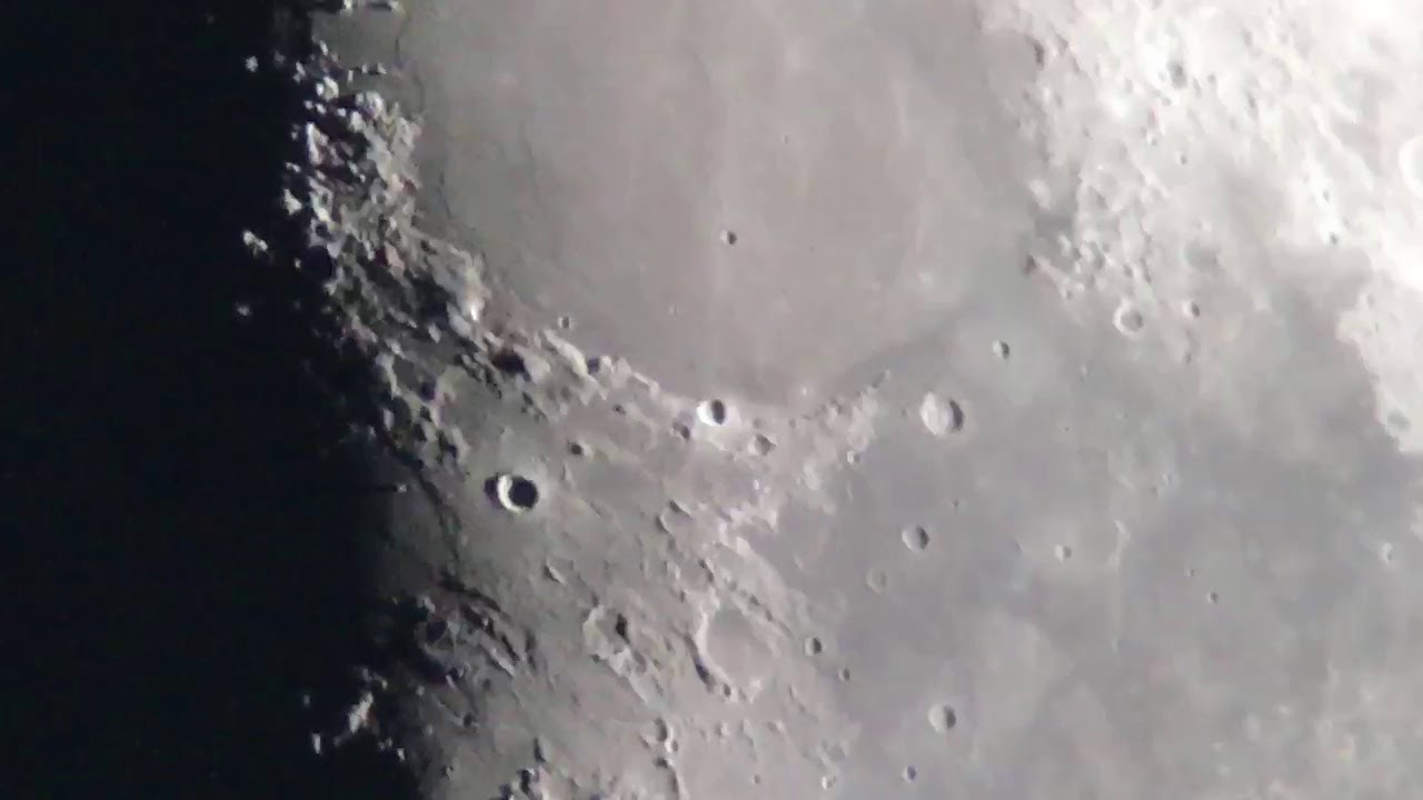 Mond live zum Tag der Astronomie 2021