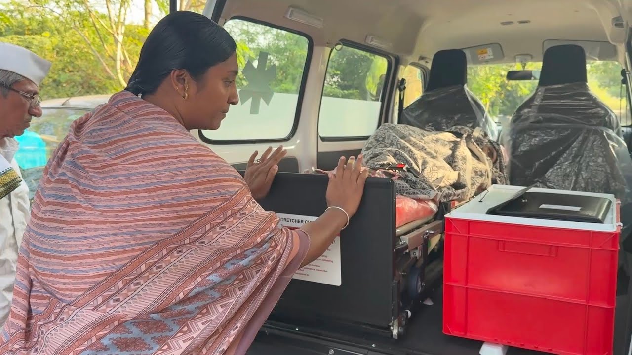 अचानक आजींना हॉस्पिटलमध्ये ऍडमिट करावे लागले