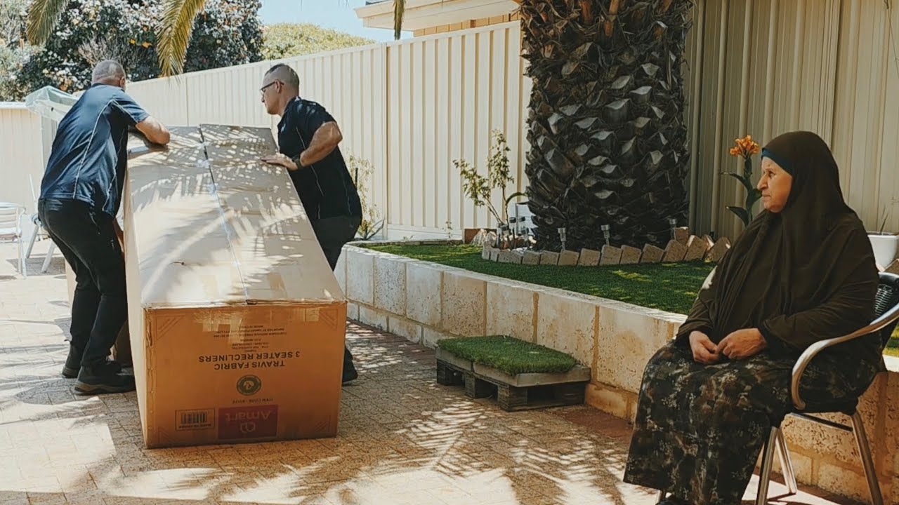 واخيرا وصلن قنفات الحجيه ولكن صارت مفاجأة غير متوقعه