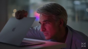 Craig Federighi wakes a MacBook from sleep From Nov 2020 Apple Event REAL VERSIONE  NO BOOTLEG