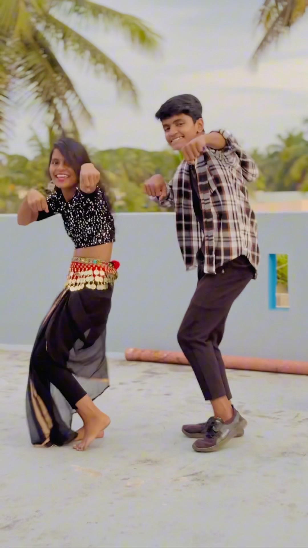 Snehithane ????? @Nishadancingqueen#snehidhane #trending #dance #tamil #song #viralshorts