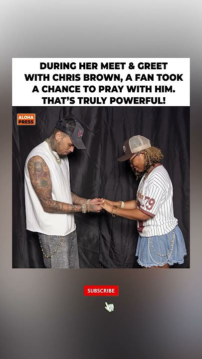 Fan Shares Powerful Moment—Prays with Chris Brown During Meet & Greet!🙏#chrisbrown #shorts #cbreezy