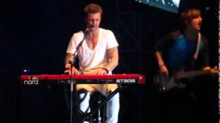 SECONDHAND SERENADE FALL FOR YOU LIVE IN JAKARTA 28042012