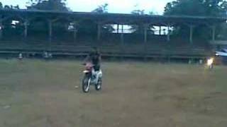 wheelie lhatz