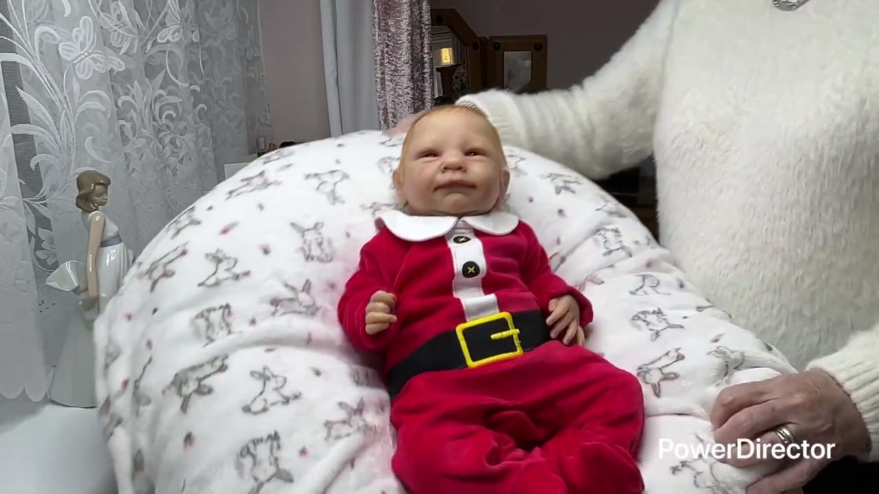 Фрэнк и Одетт готовятся к Рождеству 