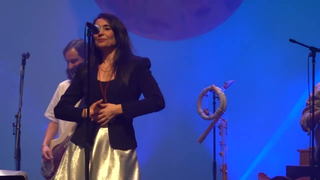 Bem-vindo - Cara de Espelho ao vivo no Cineteatro Louletano (Loulé), 20 Fevereiro 2026