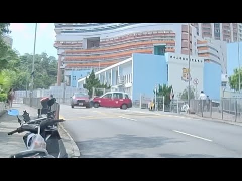 車CAM直擊 - 寶馬山道 小露寶發雞盲撞的士🤡