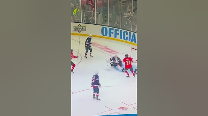 McDavid with OT winner to win the 4 nations faceoff!