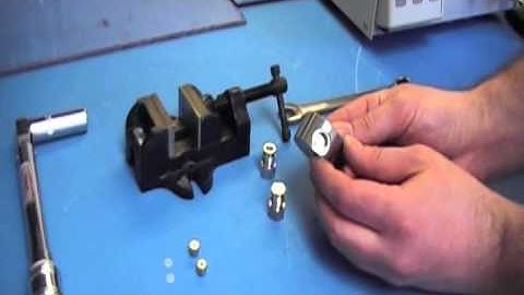 SSI Series III HPLC Pump Check Valve Replacement Process