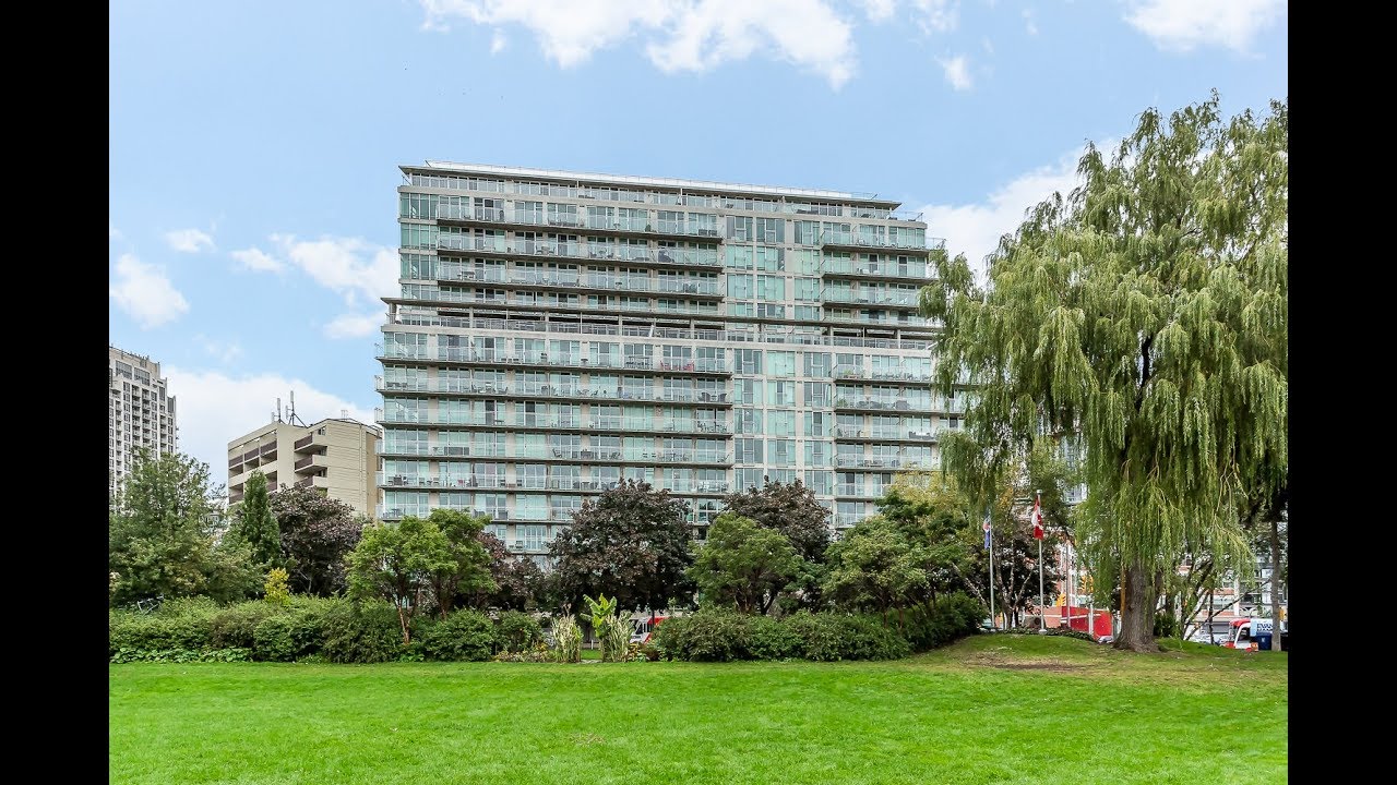 650 Queens Quay W Unit # PH11 Toronto