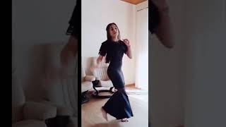 Молоденькая цыганочка танцует 😍⚜️ Лайк