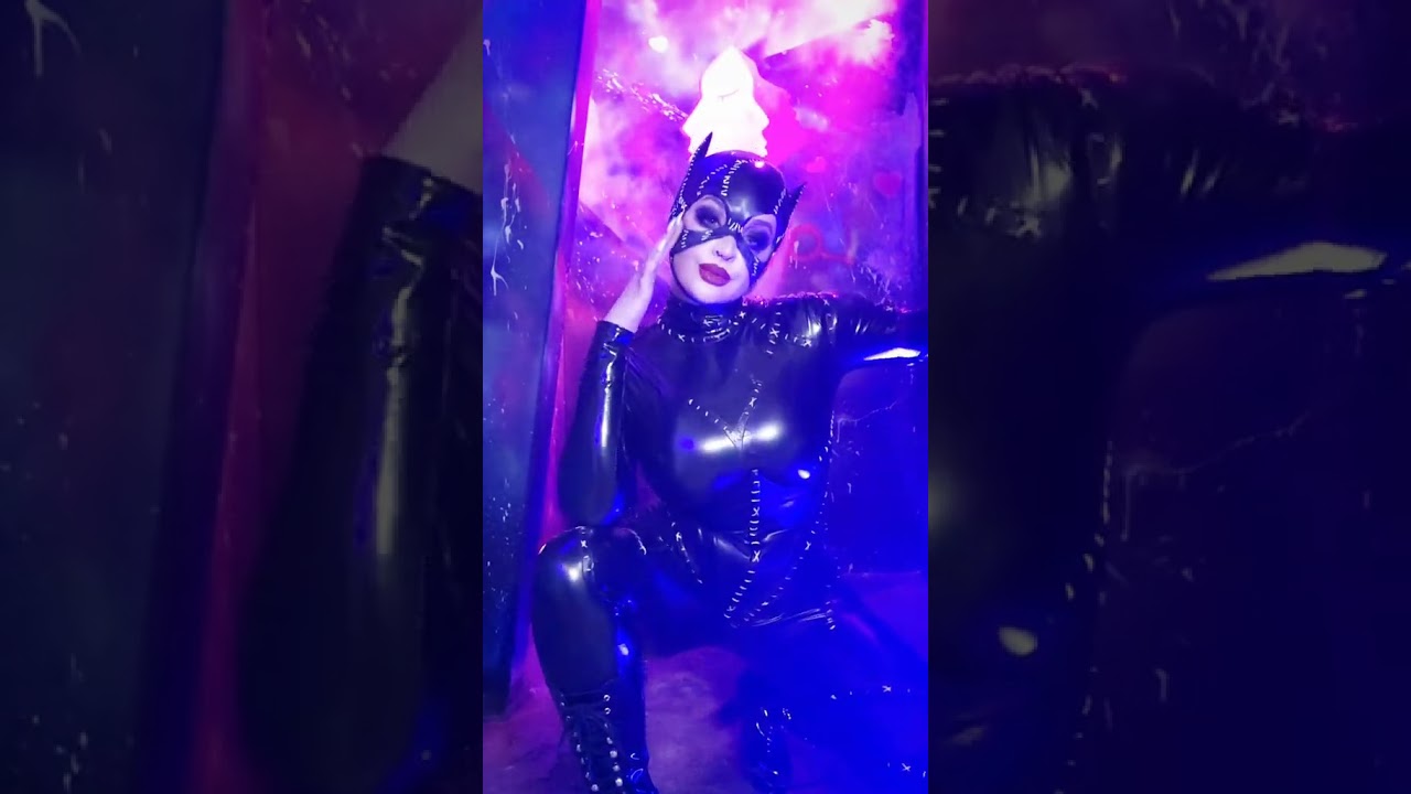 meow :) #catwoman #cosplay