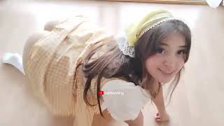 Farmer Mai Twerking Video Subscribe