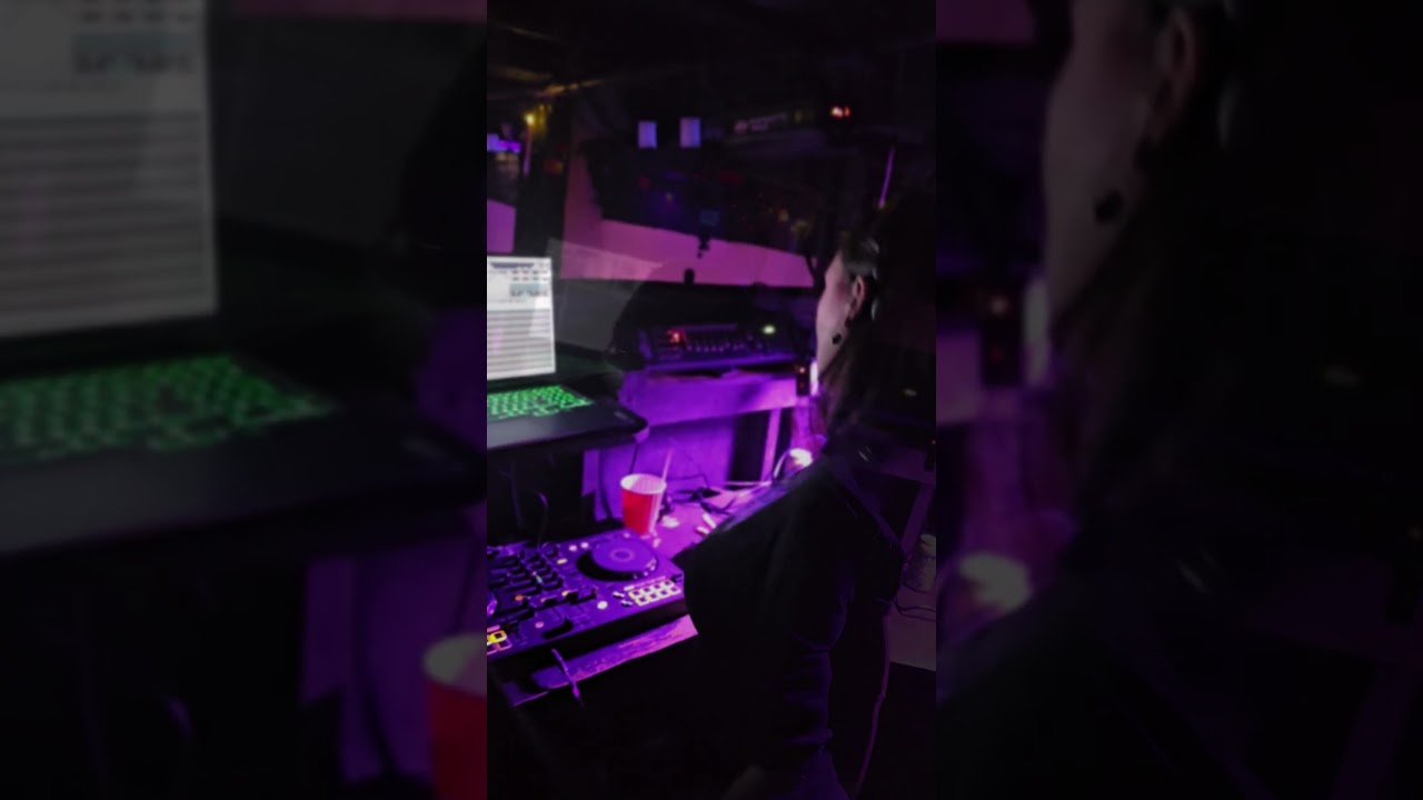 DJ Spotlight - DJ Jackpot Live at QXT's