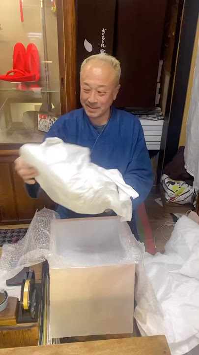 The geisha shoemaker