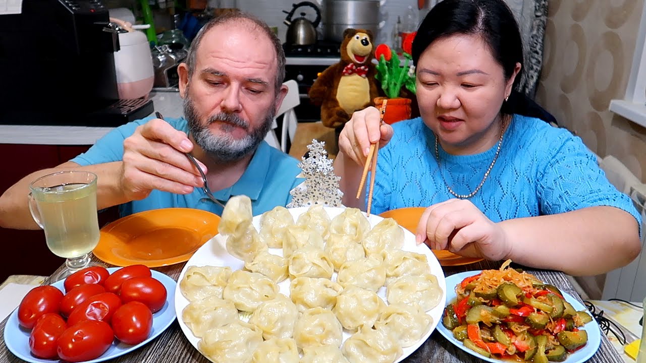 Мукбанг Манты с Помидорами и быстрым Чимчи / Разговор про зарплаты и пенсии в России / Mukbang