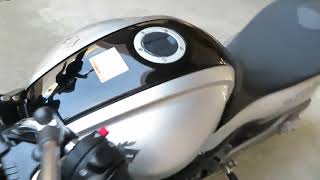 スズキ　グラディウス400(ブラック／シルバー)