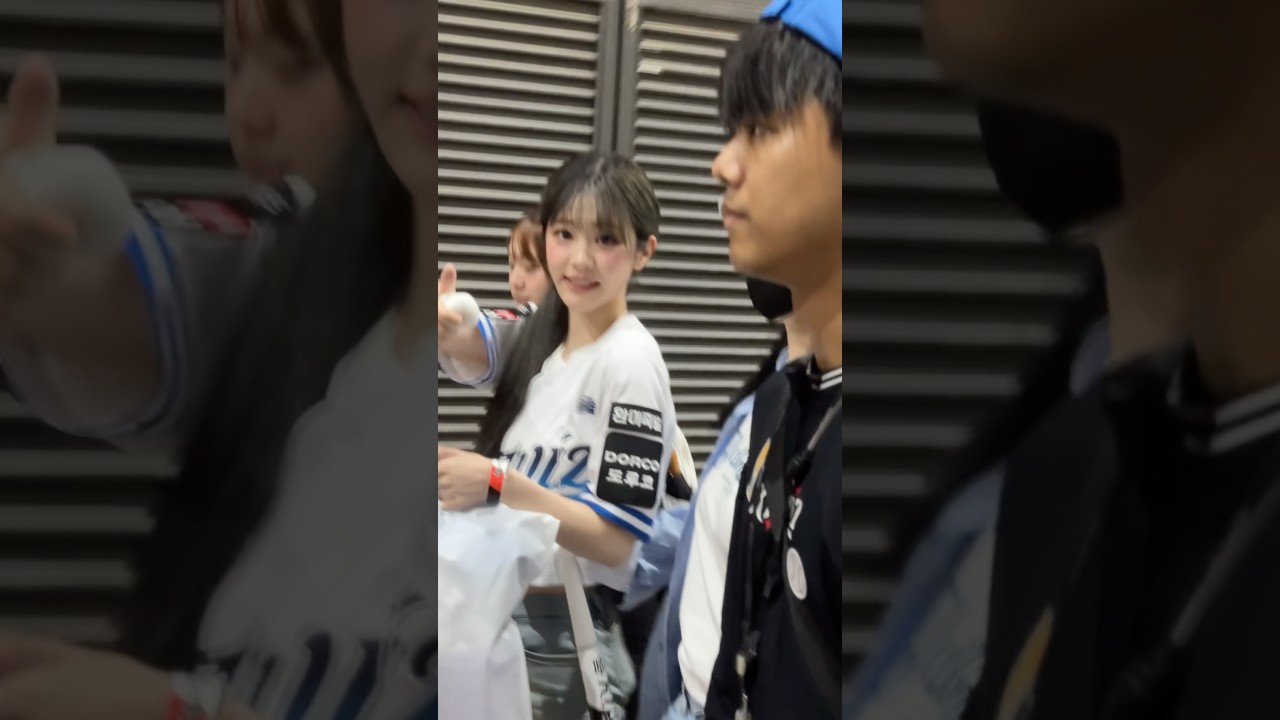 YouTube에서 QWER ktwiz 승요 쵸단 퇴근길 260816 #qwer #쵸단 #ktwiz 보기 YouTube에서 QWER ktwiz 승요 쵸단 퇴근길 260816 #qwer #쵸단 #ktwiz 보기