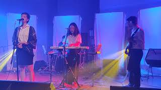 Small (En) (THAMES Band) Allie X-Paper Love(cover)/Zedd - Stay The Night (cover)