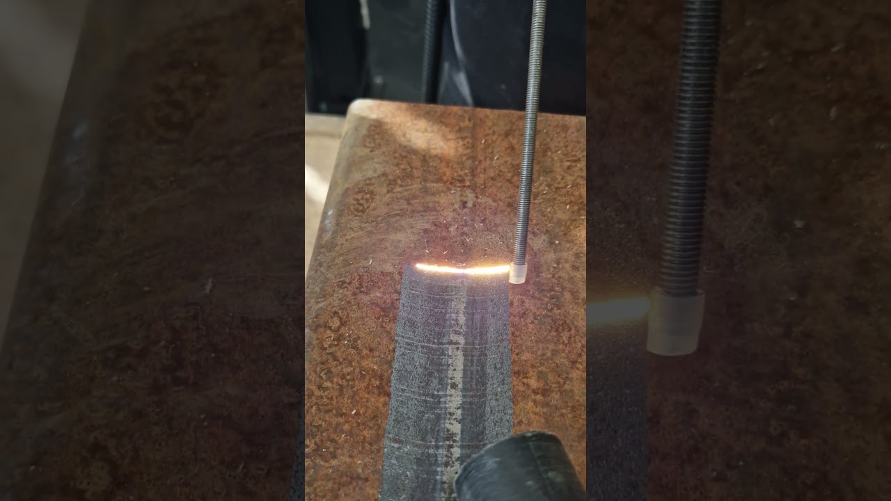 Rimozione della ruggine dall'acciaio con il laser