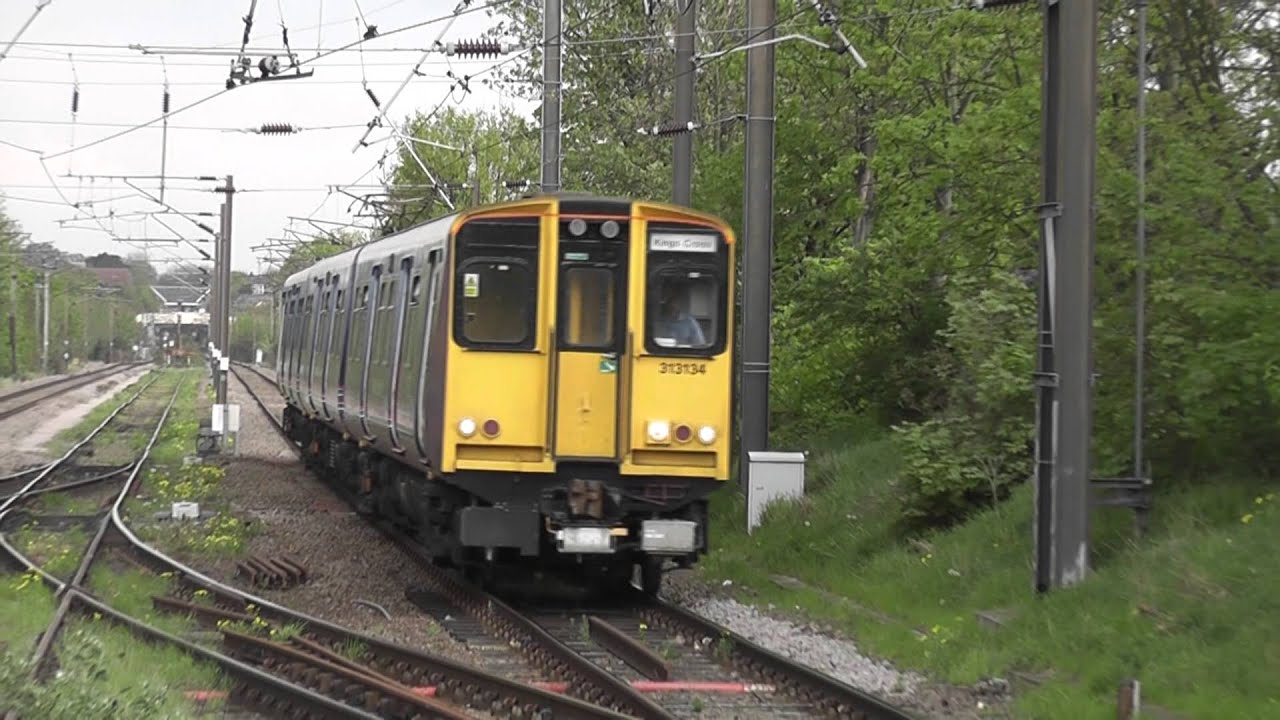 (HD) Ex London Overground, FCC Livery 313134 Arrives At Bowes Park