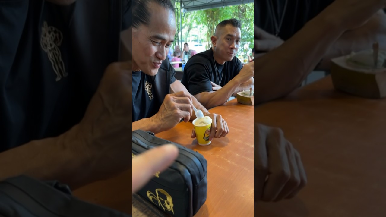 ADE RAI MAKAN ES KRIM JADI OTOT 🔥🔥 