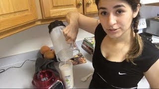 Raw Egg White Muscle Building Protein Smoothie  - 600 Cals, 45g protein Net Worth