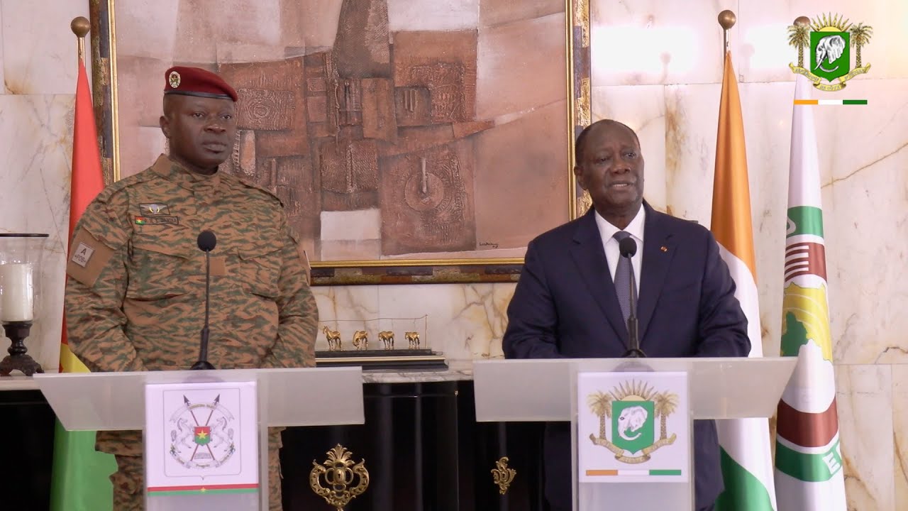 Интервью с подполковником Полем Анри Сандаого Дамибой, президентом Буркина-Фасо.