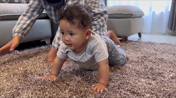 LUCUNYA ARACELLI BELAJAR MERANGKAK - Cute Baby