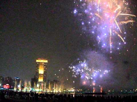 2011 Kaohsiung Lantern Festival Opening Firework show 2011高雄燈會開幕煙火秀