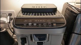 De'Longhi Magnifica Evo Automatic Espresso Machine, Milk Frother, Worldwide Espresso Machine Maker