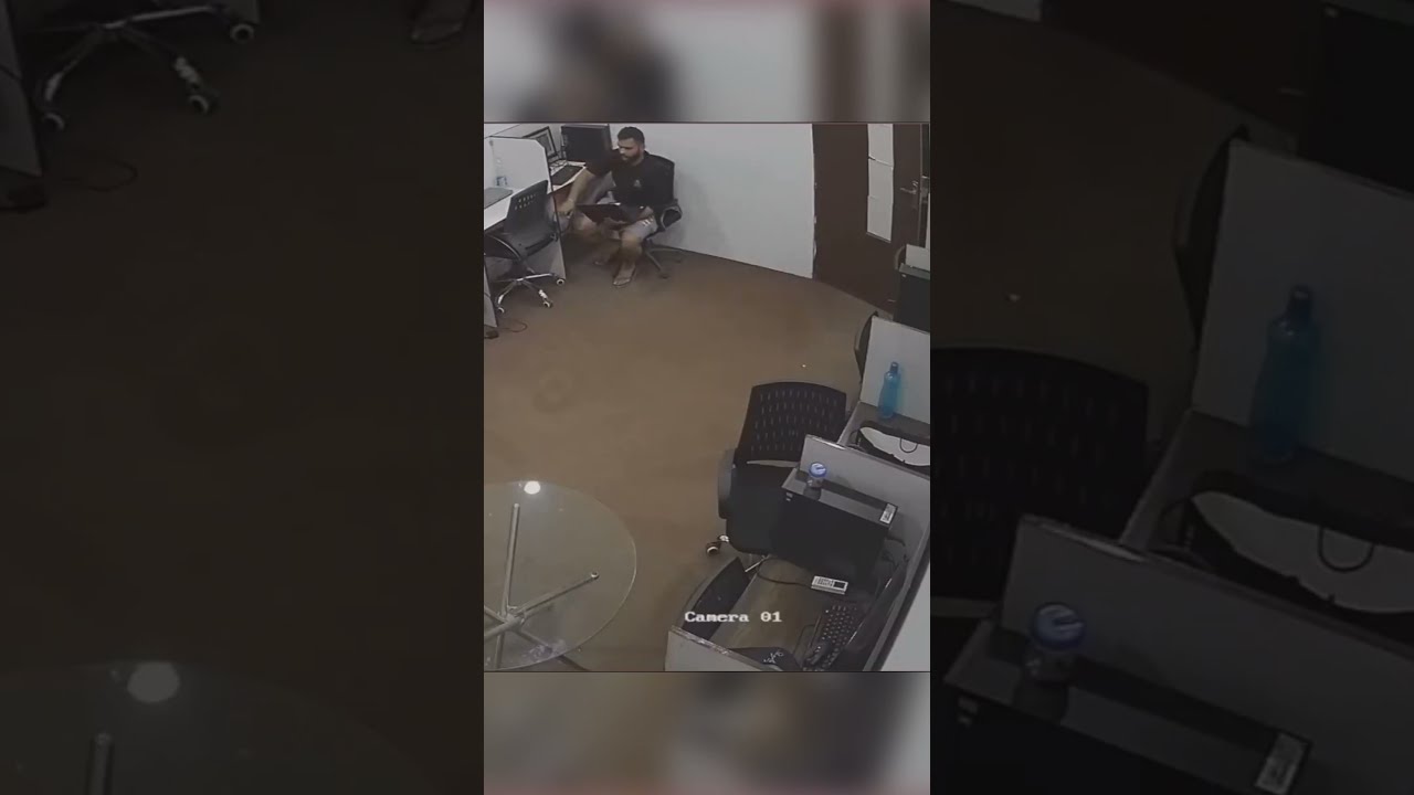 Scaring A Scammer On CCTV 