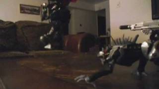 Transformers DOTM:Laserbeak & Ken Jeong (Official Stop Motion)