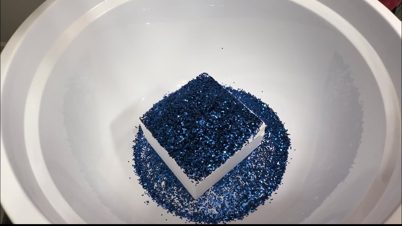 Crushing hard gym chalk topped w/ blue glitter and powder play ASMR
