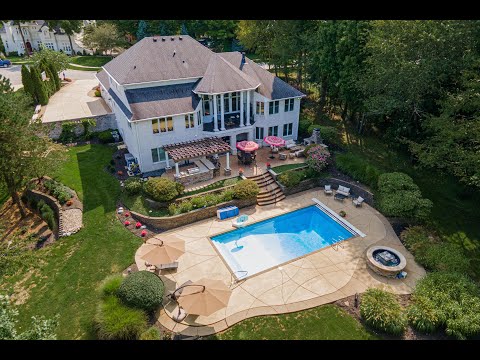 5750 Stonechat Ln, Indianapolis, IN home video tour