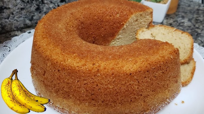 Bolo de banana simples no liquidificador - Fácil