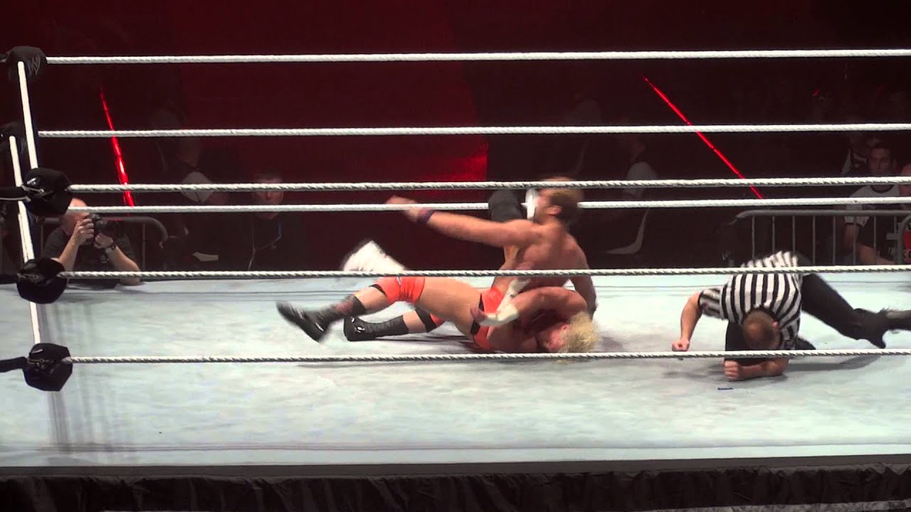 Watch WWE RAW Toulouse 19/04/2012 - Ziggler selling on YouTube Watch WWE RAW Toulouse 19/04/2012 - Ziggler selling on YouTube