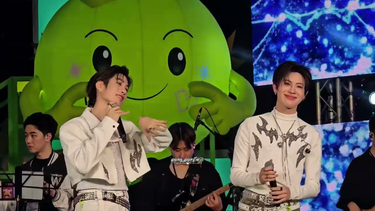 Santa doesn't know you like i do - เติ้ล เฟิร์สวัน