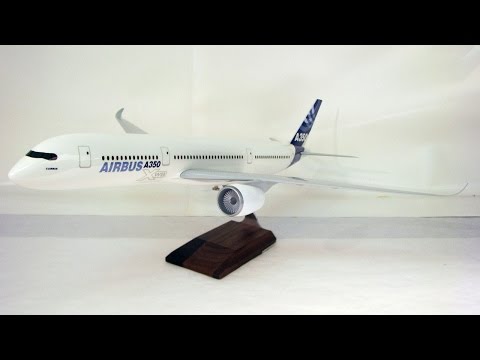 【新品未使用】PACMIN 1/100 エアバスA350XWBデスクトップモデル hqdefault.jpg